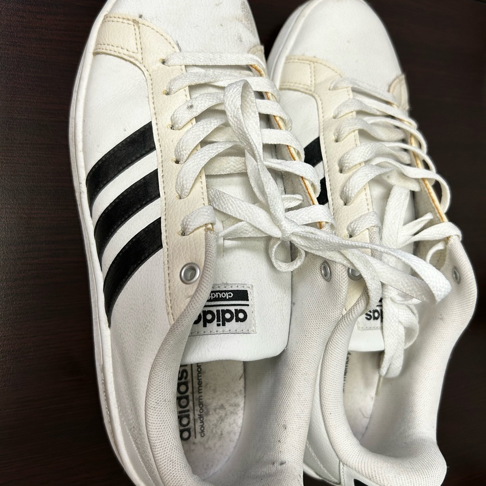 Adidas Men's White Sneakers with Black Stripes 10